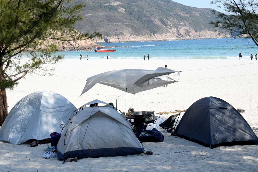 浪茄灣營地擁海景，環境優美。