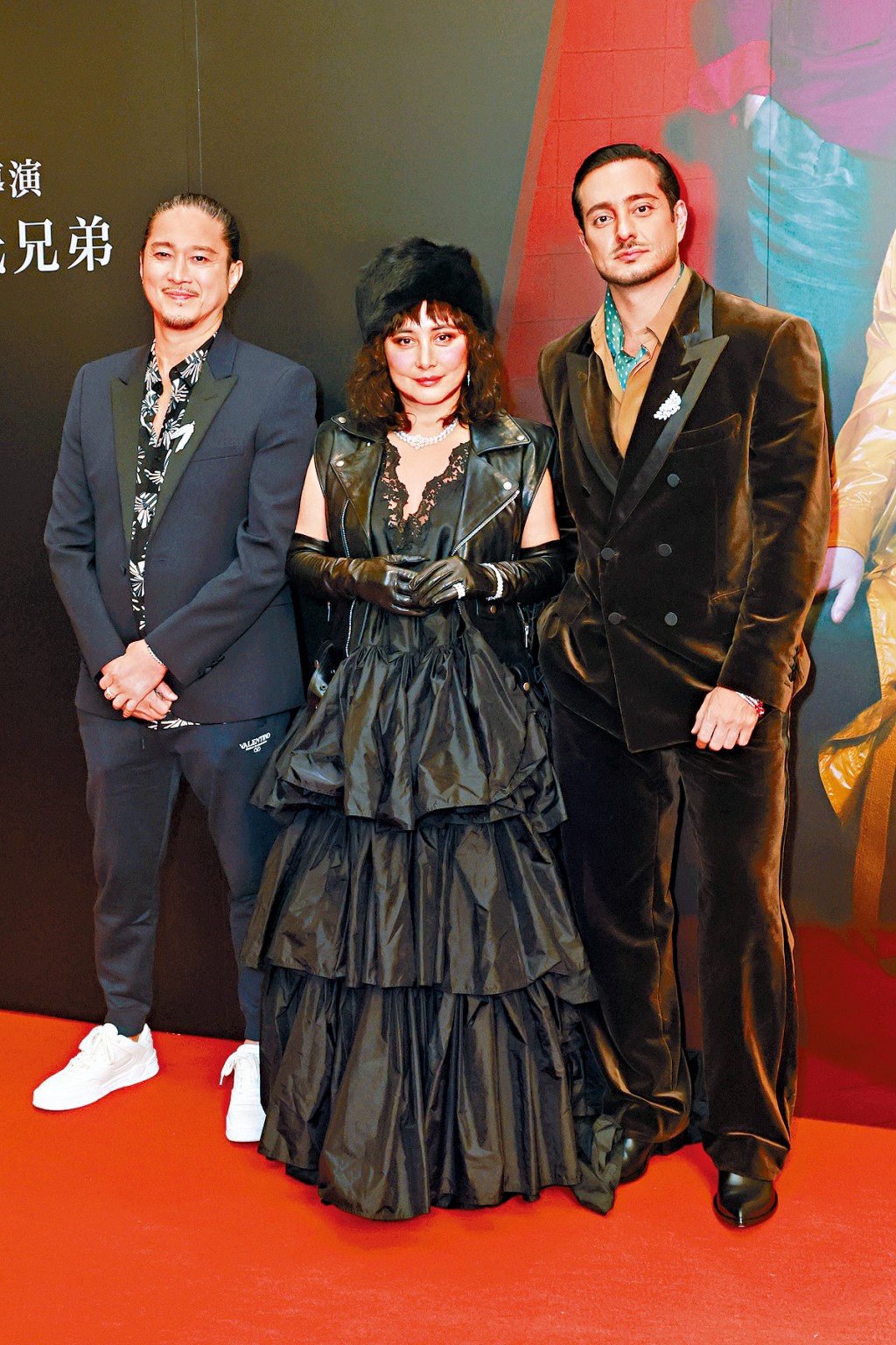 何超仪踢爆老公陈子聪（左）唔戒口好曳，力赞Iman（右）「好脚头」。