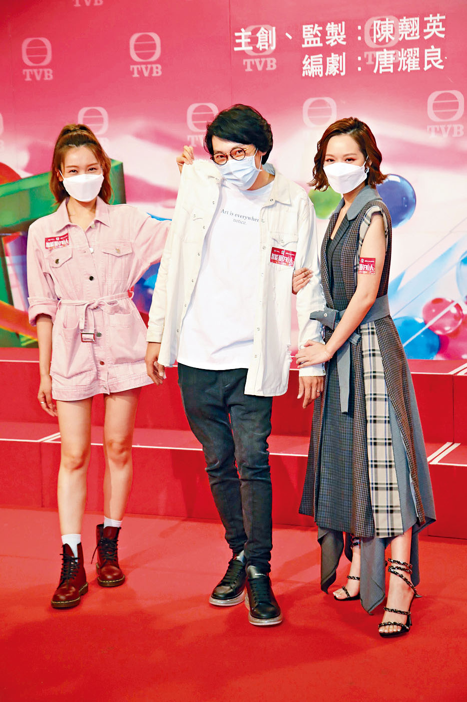 李佳芯（左）、馮盈盈（右）今次將爭奪陸永的芳心。