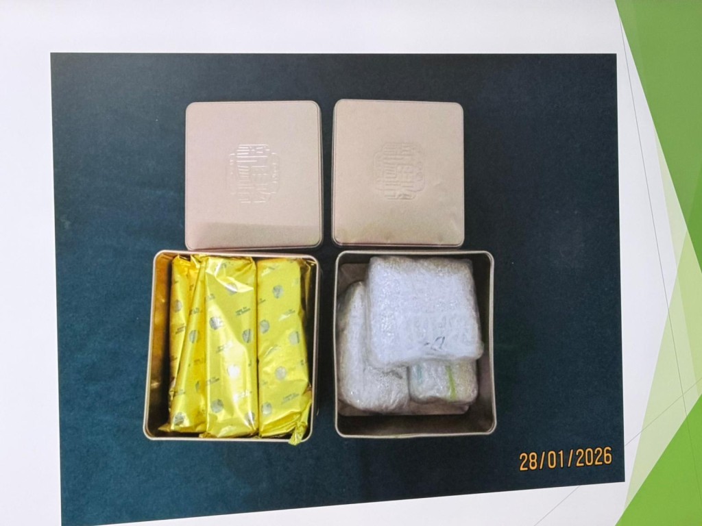 白銀被藏於食物罐內。曾志恒攝 白銀被藏於食物罐內。曾志恒攝