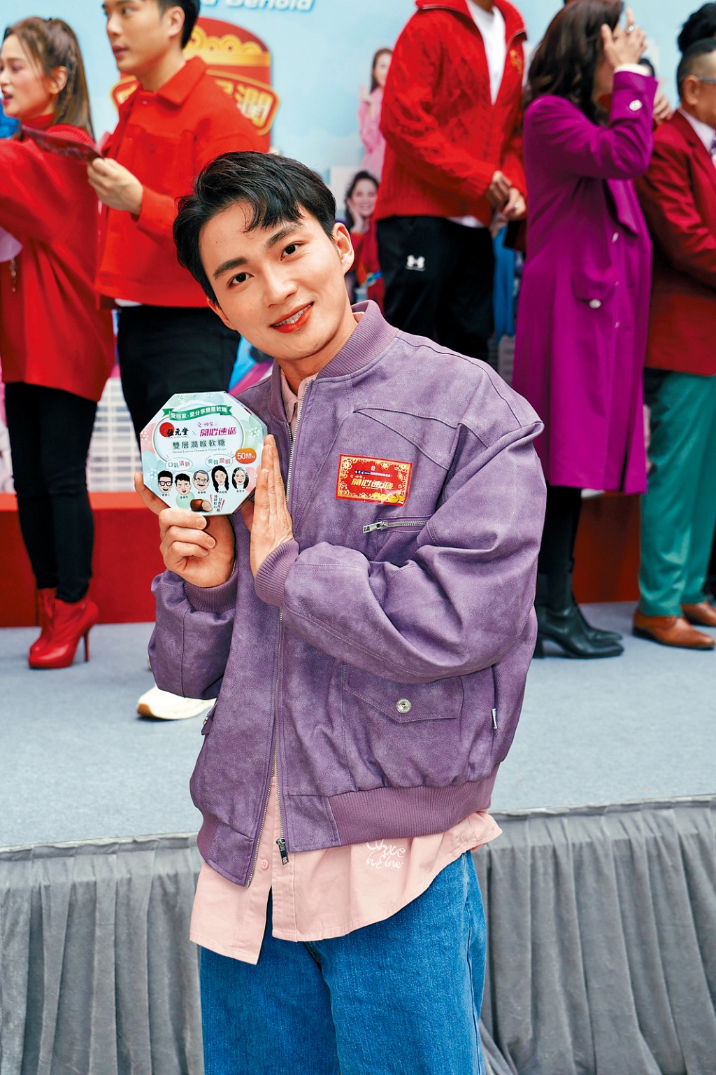 周嘉洛强调同陈滢仍然是好朋友。