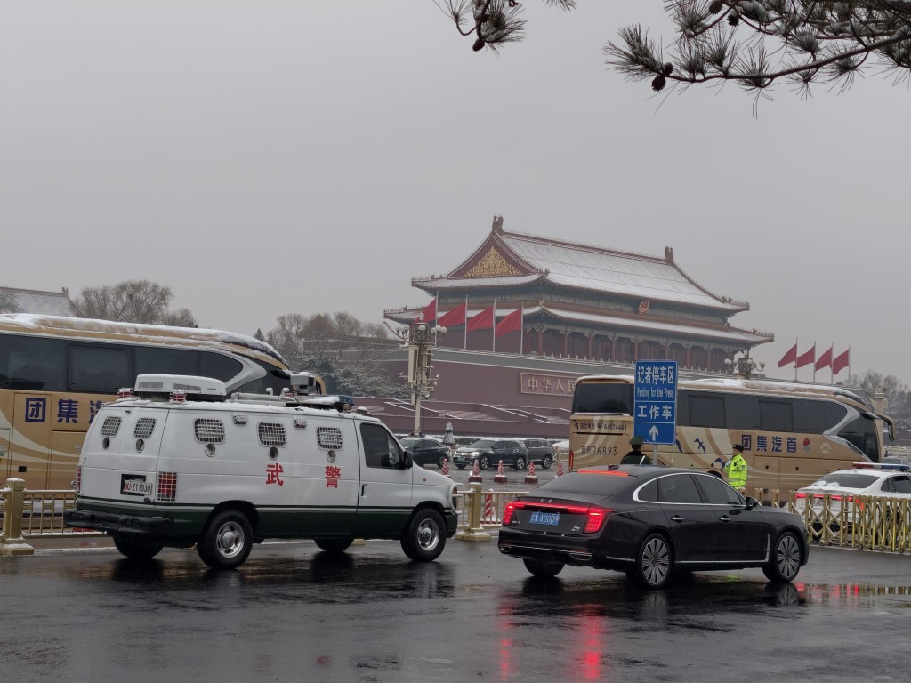 全国人大会议今日开幕。驻京记者杨浚源摄