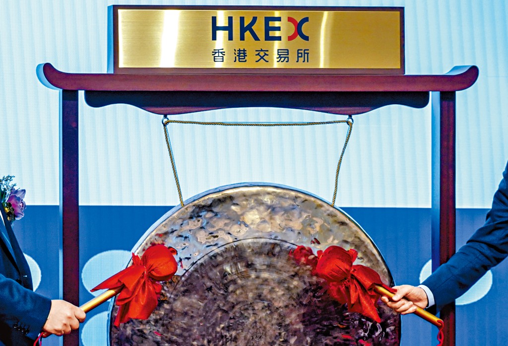 本港IPO市場氣氛熾熱，多隻新股上市後即倍升，惟中籤難度也越來越大。