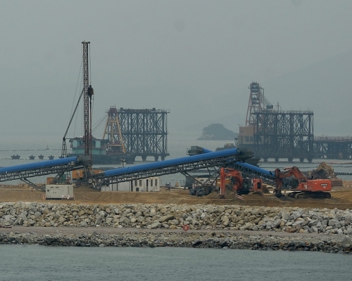 港珠澳大橋人工島地盤又發生工業意外。資料圖片