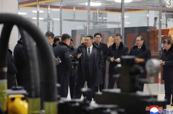 金正恩1月19日出席龍城機械工業園區現代化工程第一階段竣工儀式。法新社