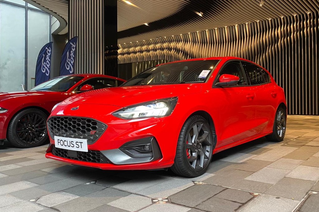 福特Focus ST棍波版示範車抵港展出，定價HK$389,990起。