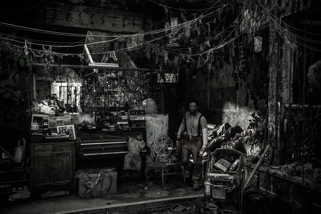 為咗更貼近生活,拍攝場景都非常骯髒。