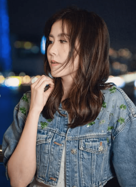 劉佩玥將舉行其首個個人演唱會《微笑之道 Smiling My Way Through》。