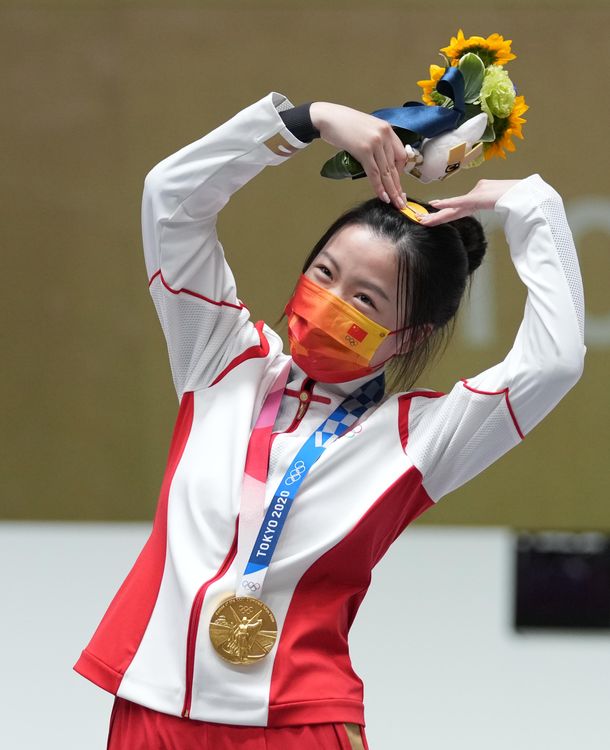 楊倩以251.8環打破奧運會決賽紀錄。新華社