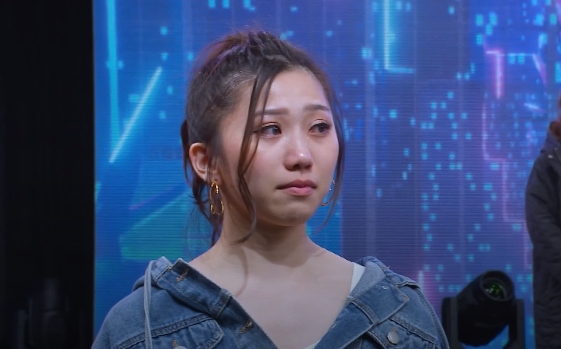 Alfred指Jade:「我今日食言,我話要將佢捧成Super Star,但確實有啲距離。」