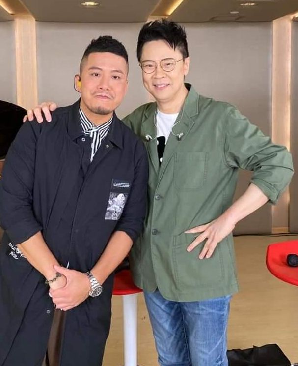 日前小肥接受陳志雲直播頻道訪問時承認出櫃。