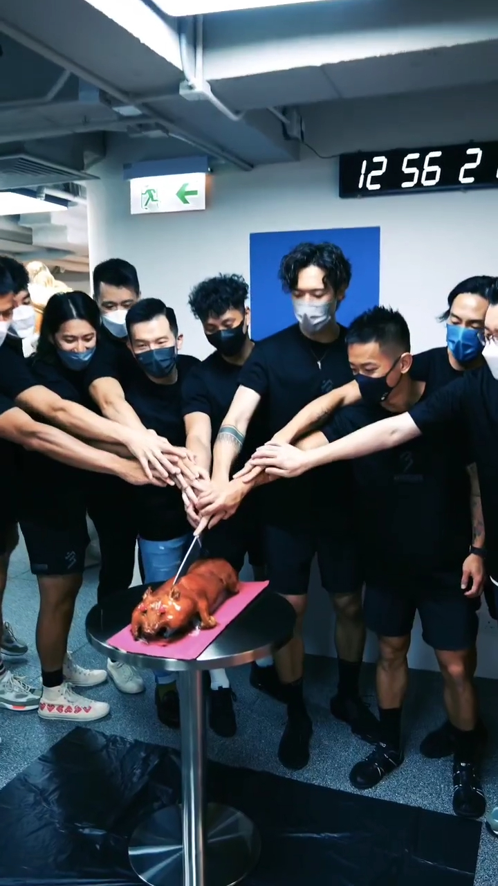 「TEAM'S」健身室2024年曾被傳結業，事後證實只是內部裝修，據網上資料顯示，仍然經營中。