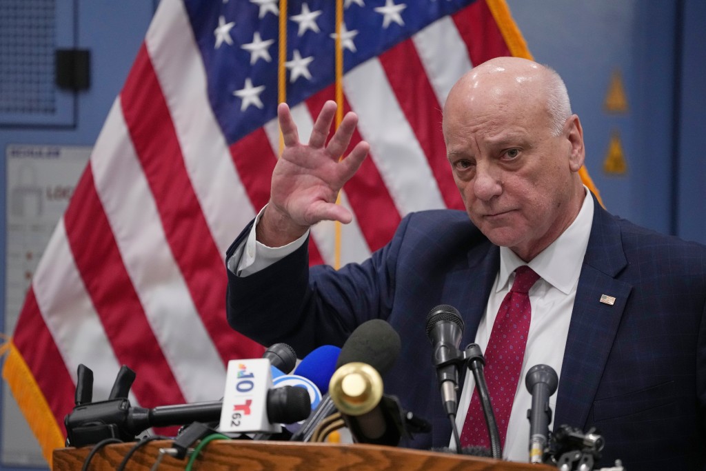 美國財政部司庫畢治鑄造最後一批1美分硬幣。美聯社