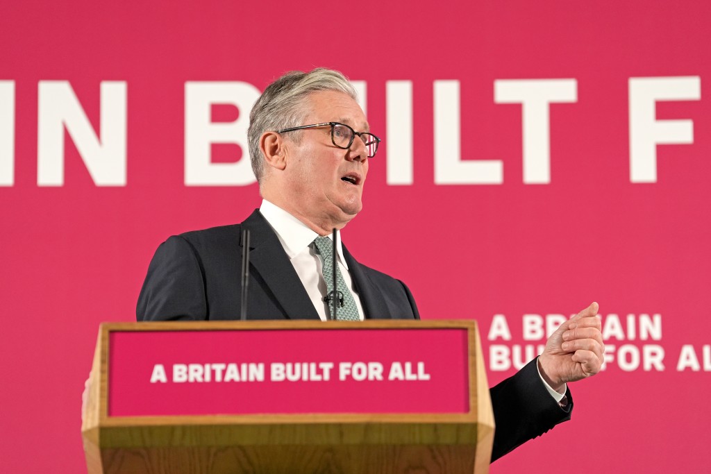 施紀賢表示不能拒絕與中國發展經貿關係。美聯社