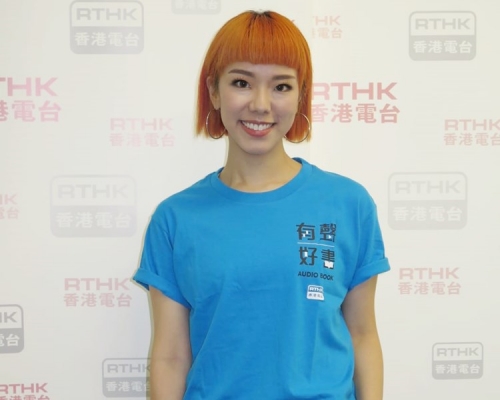 J.Arie的橙頭又漂又染,被親友彈傷頭髮。