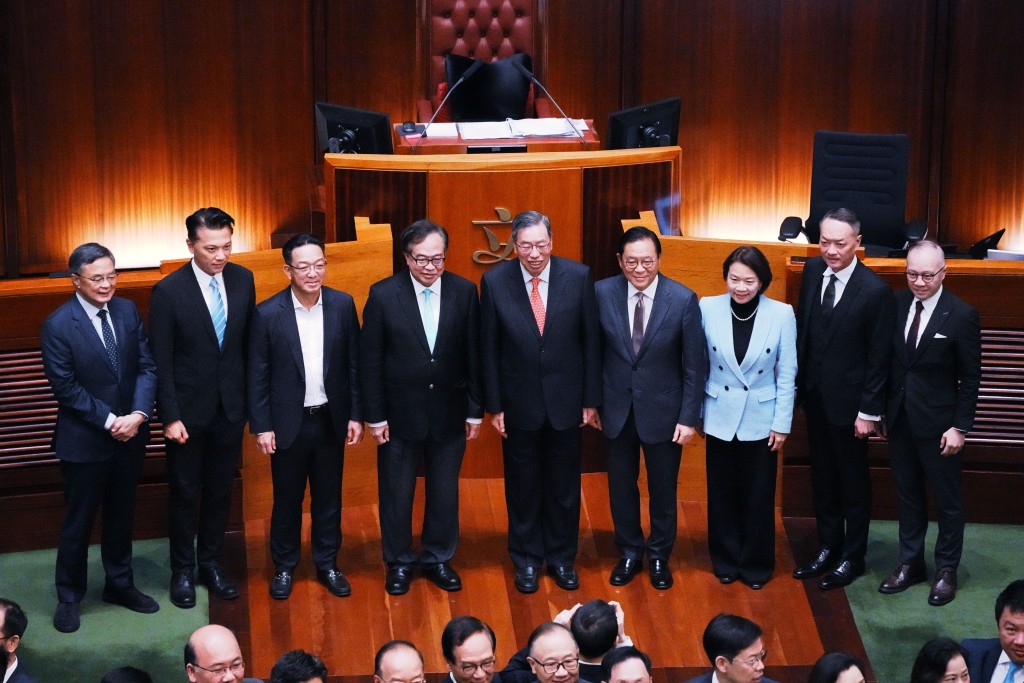 經民聯議員合照。汪旭峰攝 經民聯議員合照。汪旭峰攝