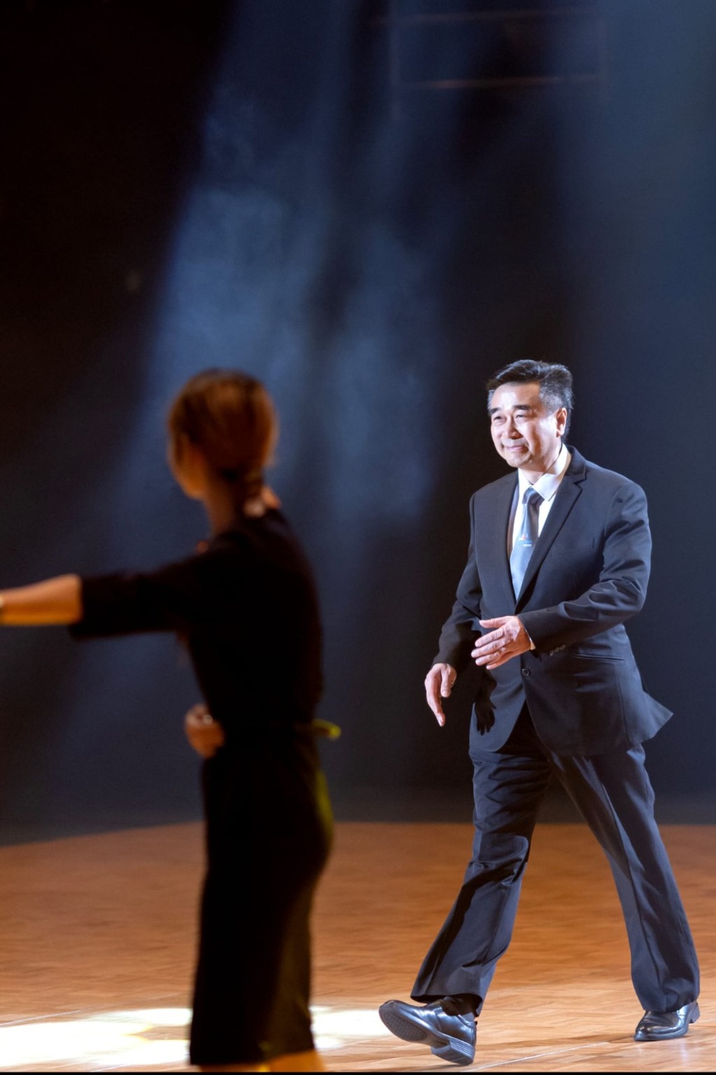 中國香港體育舞蹈總會會長葉賜偉對港隊表現感到滿意。中國香港體育舞蹈總會圖