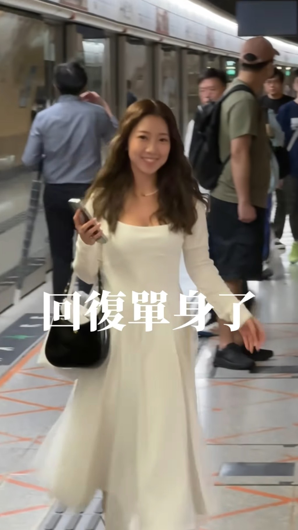 陈欣茵昨日（21日）突然在IG上载一段影片，公布分手消息。