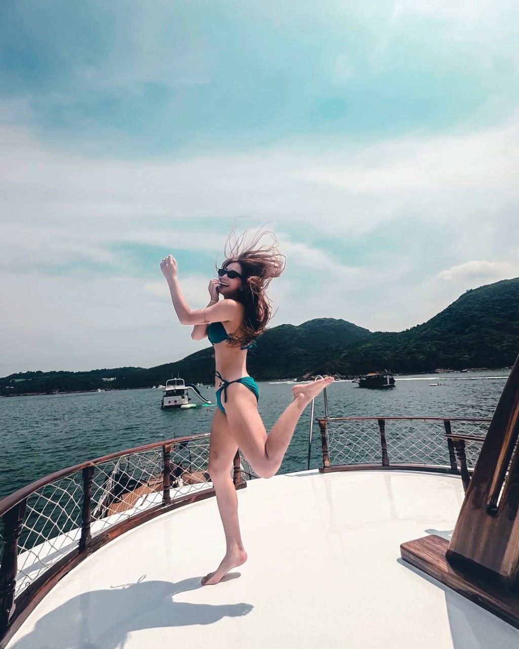 何雁詩身形好Fit。 何雁詩身形好Fit。