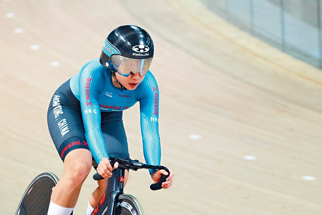 場地自行車賽今日開始，楊礎搖率先登場。