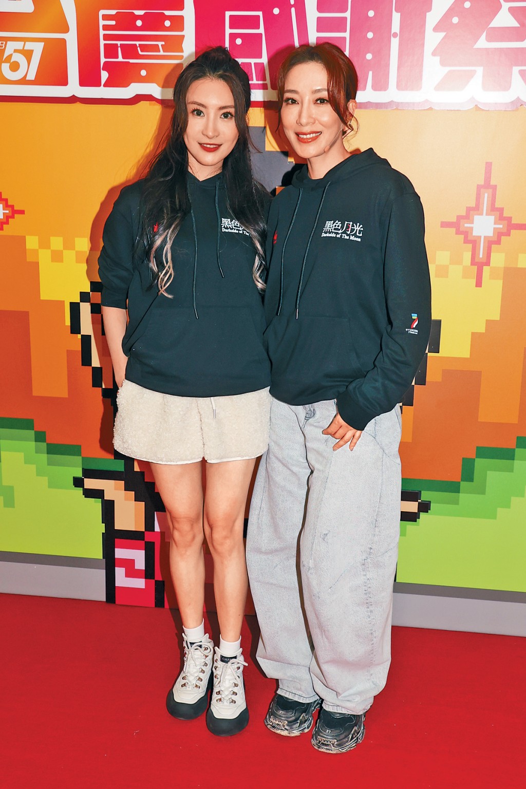 楊茜堯（右）聲沙沙，自爆老公以為有男人瞓喺身邊；林夏薇就講明好想同三哥合作。