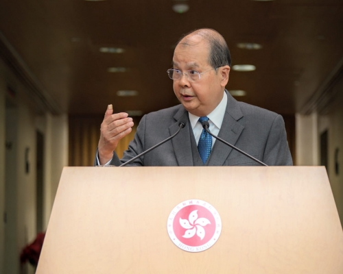 张建宗指独立检讨委员会不需要传召权。