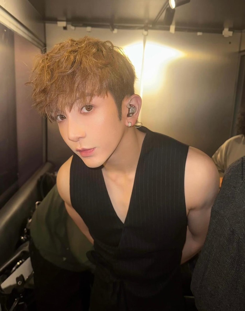 Anson Lo善心滿載。