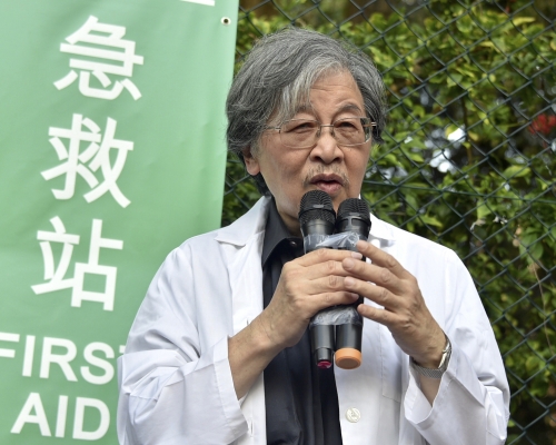 蔡堅形容私家醫生為「沒有母親理會的孤兒」。資料圖片
