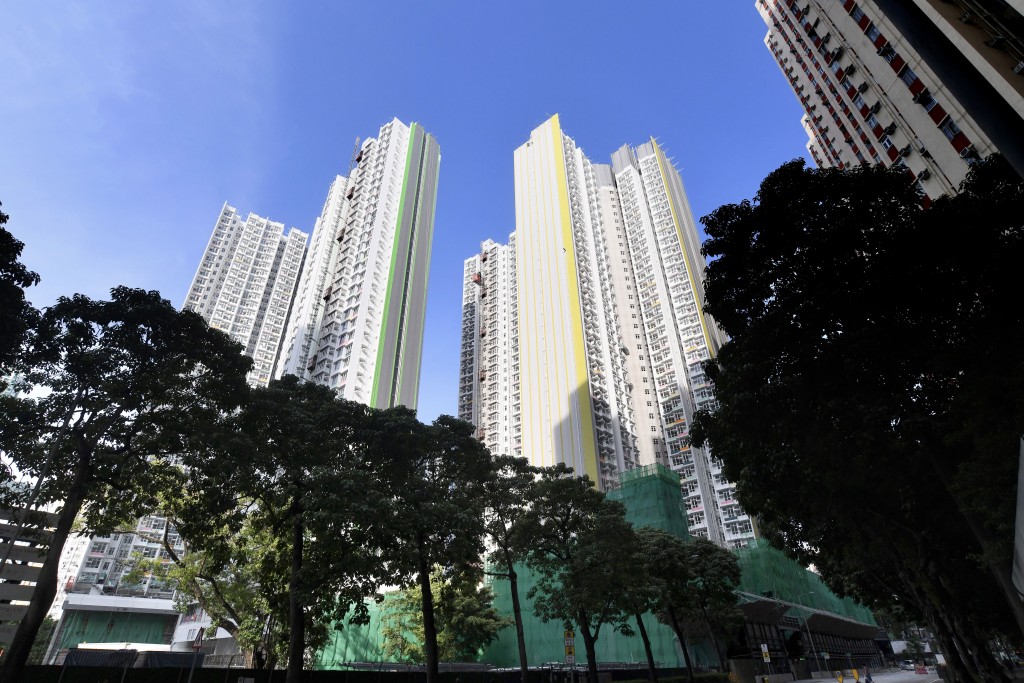 綠置居2024主要推售九龍灣宏緻苑合共2,576個新綠置居單位。 綠置居2024主要推售九龍灣宏緻苑合共2,576個新綠置居單位。