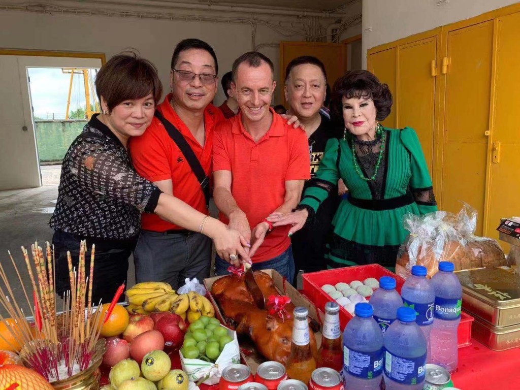 黃夏蕙的愛駒在澳門馬場跑第一名勝出。網上圖片