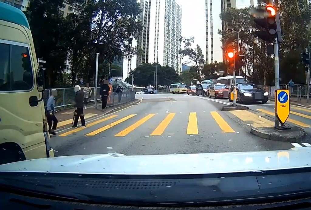 facebook截圖（資料來源：Kwong Cy＠facebook車cam L（香港群組））