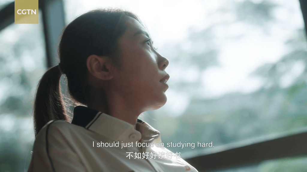 巴黎殘奧取得2面金牌的何宛淇。片段截圖 巴黎殘奧取得2面金牌的何宛淇。片段截圖