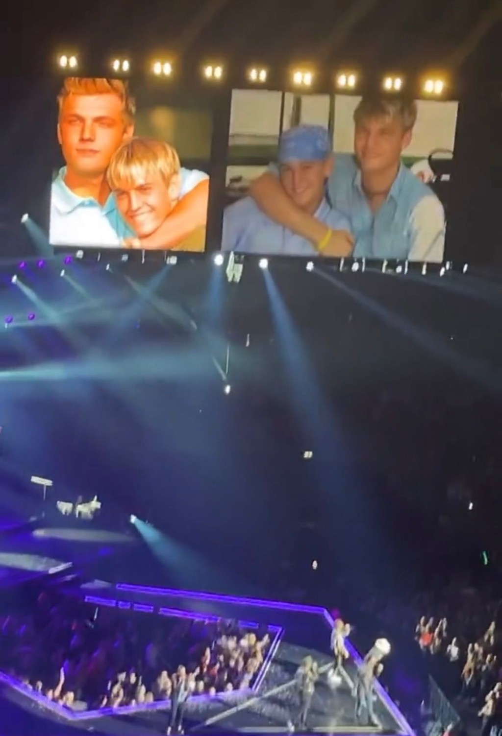 Nick在演唱会提起弟弟时即痛哭。