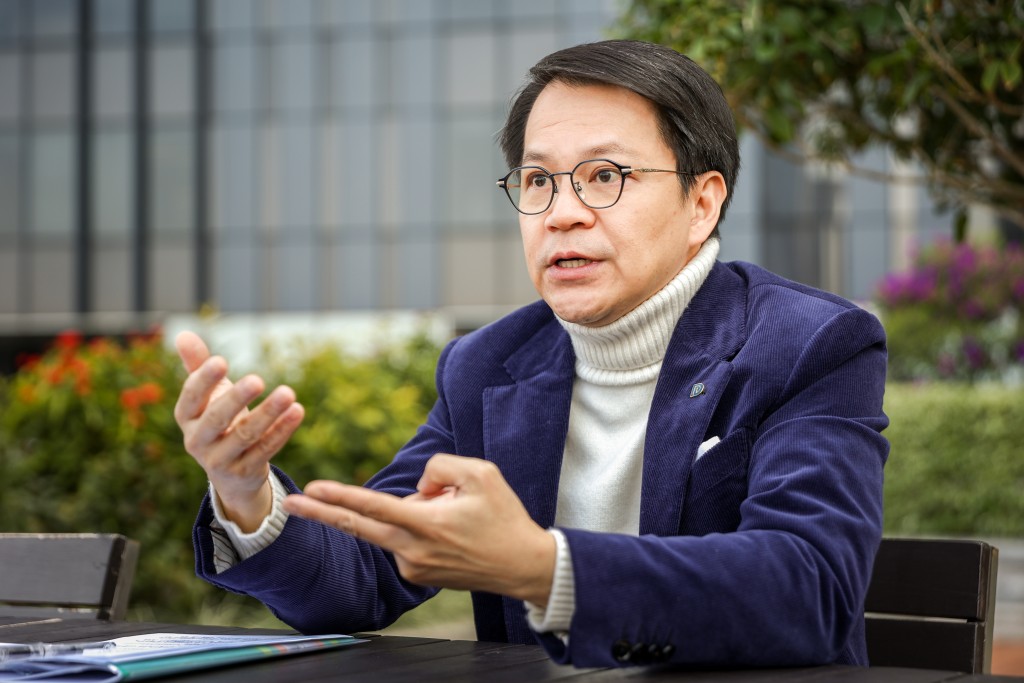 立法會議員陳克勤呼籲所有入境人才必須認真對待簽證條件。