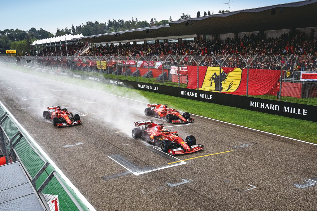 2021年，RICHARD MILLE與Ferrari展開長期合作夥伴關係，自此不斷加速。