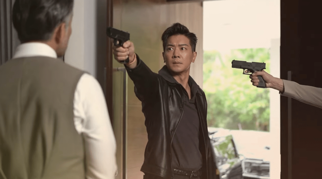 黎诺懿亲自上阵演打戏。