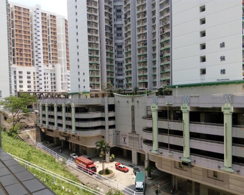 葵盛東邨停車場車主不滿停車場兩年共加租接近30%。網圖