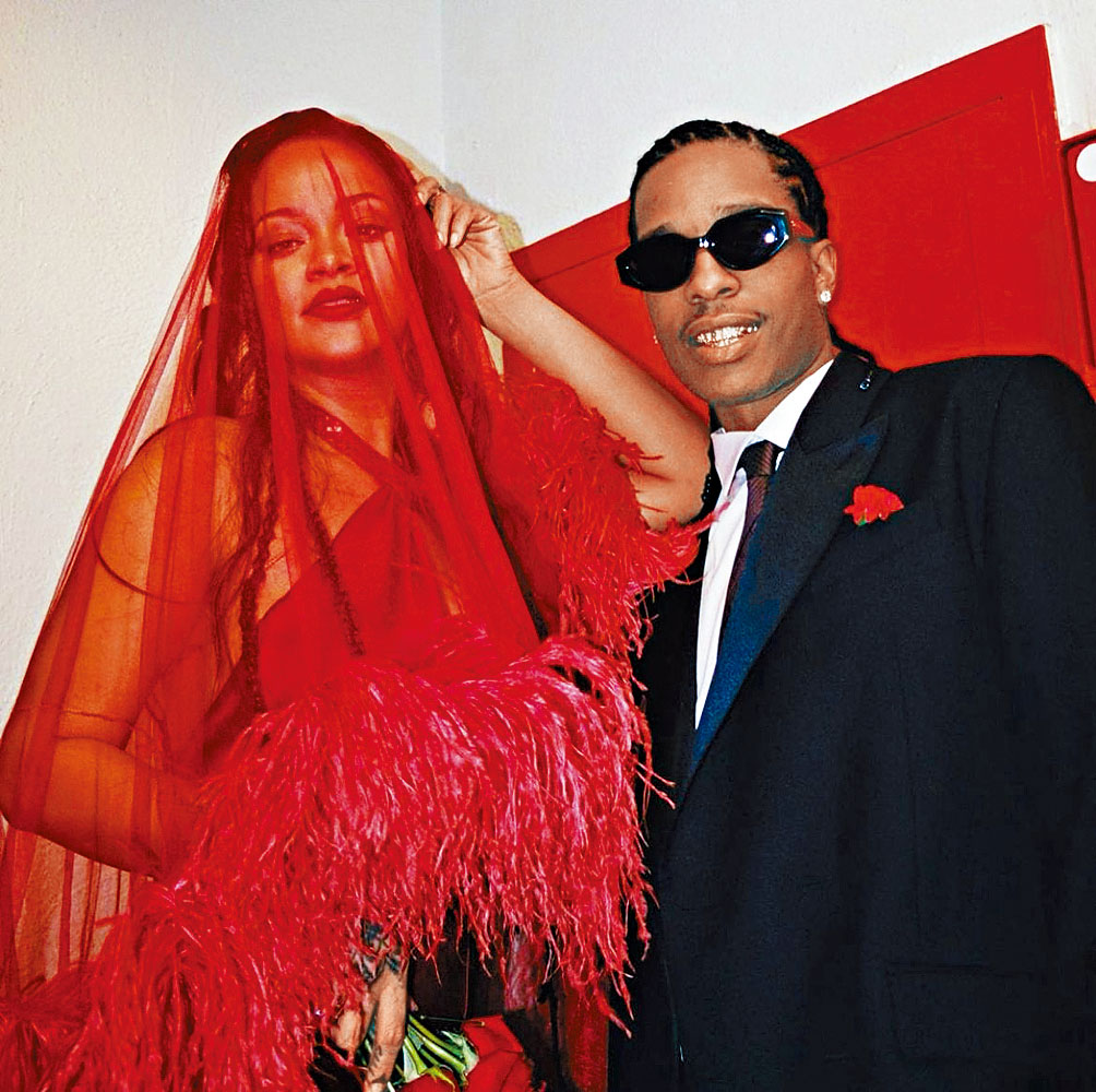 Rihanna被爆上周已为男友A$AP Rocky产子。