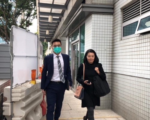 控方大律師陳文慧(右)指,她及家人在網上受到滋擾。資料圖片