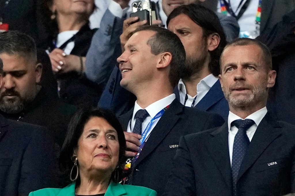 曾公開批評恩芬天奴的FIFA營運總監拉穆爾。路透社