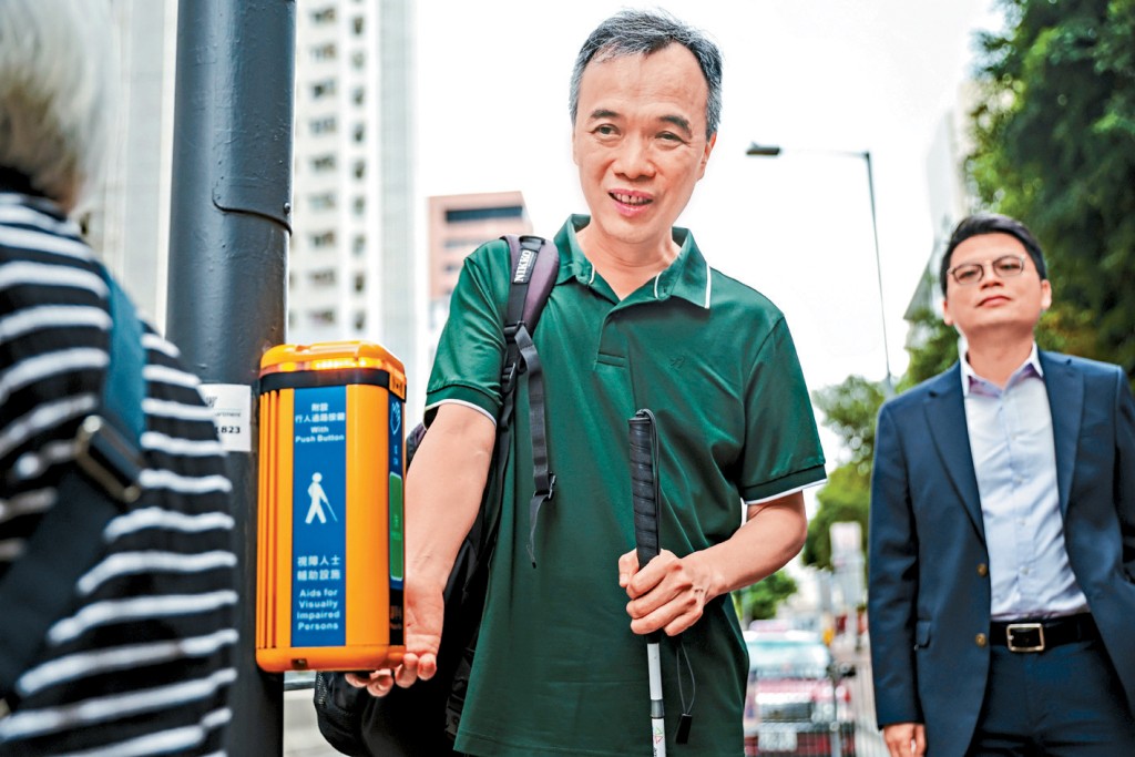 運輸署指,料在2027年可完成更換全港約1.3萬個電子行人過路發聲裝置。