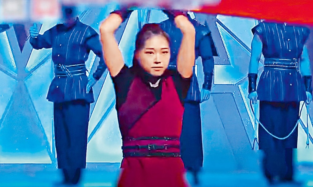 廖慧儀因前男友自殺而缺席直播,但仍播放早前錄製的演出片段。