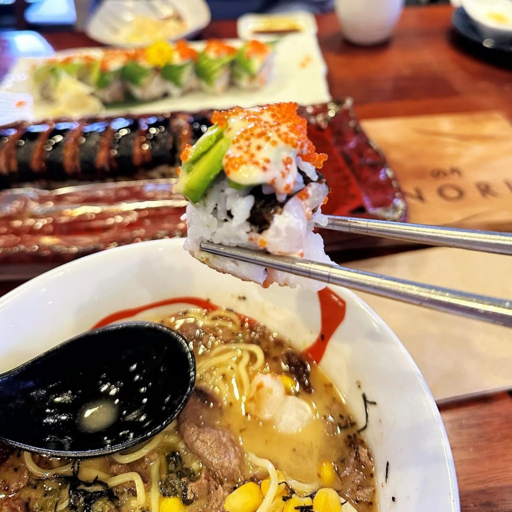 鍾嘉欣食乜都要記錄一下。