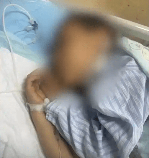 湖南一家六口誤食毒蘑菇,5歲兒病危。 湖南一家六口誤食毒蘑菇,5歲兒病危。