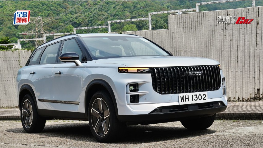 Hybrid油電混能車成為兵家必爭新戰場，國產品牌JAECOO應市推出全新J7 PHEV插電式混能SUV，現貨意向價$299,800起。