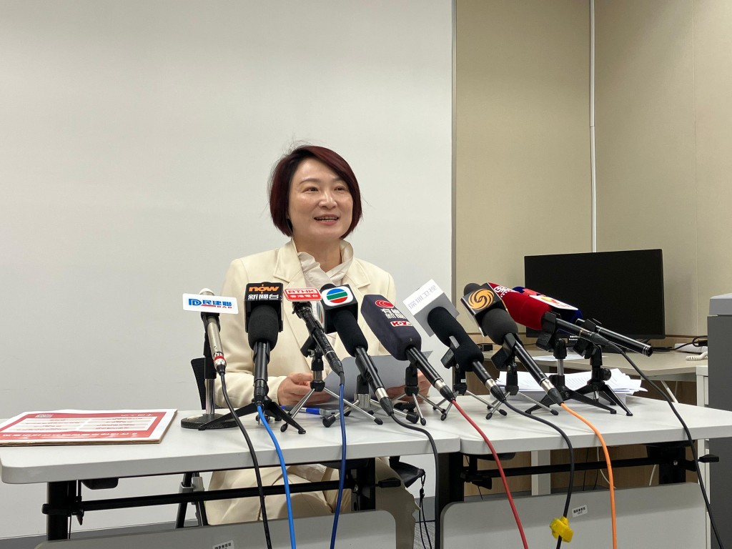 李慧琼冀團結議員、推動議會。民建聯提供