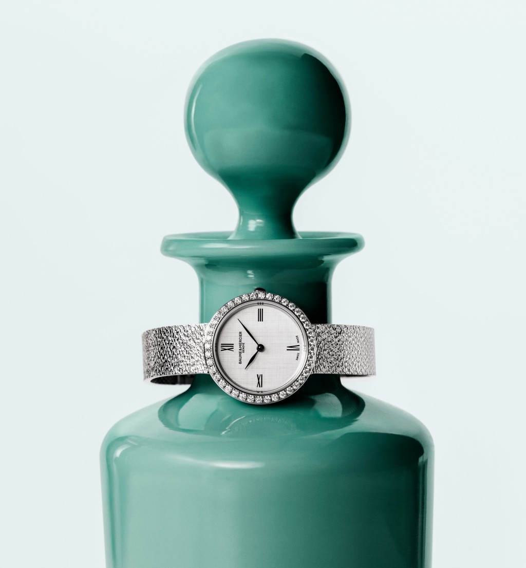 Joia de Baume & Mercier 10850，錶殼：28mm 不鏽鋼 / 機芯：Ronda 751石英 / 售價：$31,500。