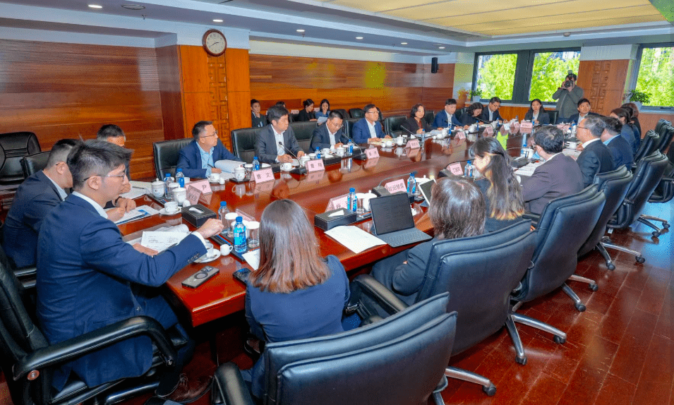 律政司司長林定國與律政司代表團今日（20日）在北京，正式展開一連串與中央部委和機構的交流和工作會議。林定國FB