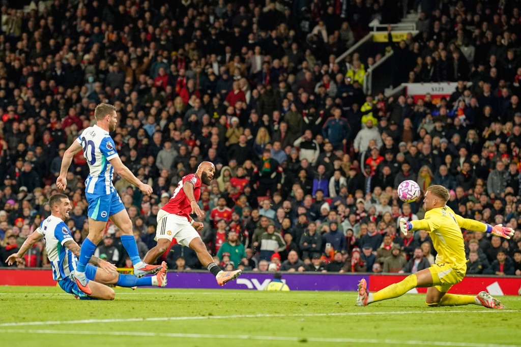 麥比奧莫於97分鐘為曼聯奠勝。美聯社