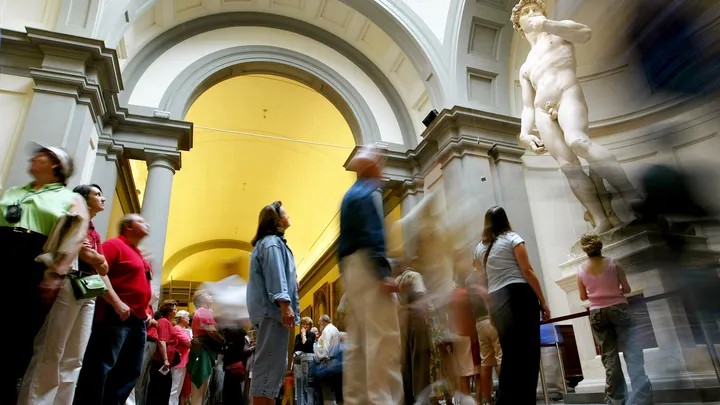 「学院美术馆」收藏有米开朗基罗不世杰作《大卫像》及其他文艺复兴时期艺术品，吸引大量游客。路透社